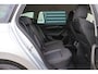 Skoda Octavia Combi 1.0 TSI 110pk Ambition | RIJKLAAR | Navigatie | Apple Carplay/ Android Auto | Parkeersensoren Voor & Achter | Airco Automatische | DAB