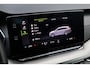 Skoda Octavia Combi 1.0 TSI 110pk Ambition | RIJKLAAR | Navigatie | Apple Carplay/ Android Auto | Parkeersensoren Voor & Achter | Airco Automatische | DAB