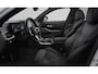 BMW 3-Serie Touring 320e | M-Sport | Pano | Harman Kardon | 19 inch | Carbon | Stuurwiel verwarmd | Individual | Brooklyn Grey