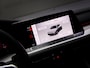 Volkswagen Golf 1.5 TSI Life Business (SFEERVERLICHTING, ACC, APPLE CARPLAY/ANDROID AUTO, MEMORY, TREKHAAK, PANORAMADAK, PDC, NAP)