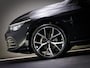 Volkswagen Golf 1.5 TSI Life Business (SFEERVERLICHTING, ACC, APPLE CARPLAY/ANDROID AUTO, MEMORY, TREKHAAK, PANORAMADAK, PDC, NAP)