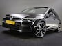Volkswagen Golf 1.5 TSI Life Business (SFEERVERLICHTING, ACC, APPLE CARPLAY/ANDROID AUTO, MEMORY, TREKHAAK, PANORAMADAK, PDC, NAP)