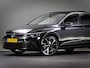 Volkswagen Golf 1.5 TSI Life Business (SFEERVERLICHTING, ACC, APPLE CARPLAY/ANDROID AUTO, MEMORY, TREKHAAK, PANORAMADAK, PDC, NAP)