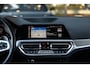 BMW 3-Serie 318i M-Sport, Tanzanite, Sfeerverlichting, 19 inch, Carplay!