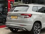 Skoda Karoq 1.5 TSI AUT. *!* SPORTLINE *!* PANODAK/ RADAR/ 19 INCH/ CAMERA/ CANTON *!*