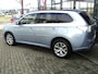 Mitsubishi Outlander 2.0 PHEV instyle+ | 4WD | AUTOMAAT | 203 PK | DEALER ONDERHOUDEN | TREKHAAK | LEDER | 1.500 KG TREKGEWICHT | VIERSEIZOENEN BANDEN | OPEN DAK |