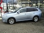 Mitsubishi Outlander 2.0 PHEV instyle+ | 4WD | AUTOMAAT | 203 PK | DEALER ONDERHOUDEN | TREKHAAK | LEDER | 1.500 KG TREKGEWICHT | VIERSEIZOENEN BANDEN | OPEN DAK |