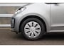 Volkswagen Up! 1.0 60pk Automaat Move up! 5-Drs. | Parkeersensoren Achter | Navigatie via Maps & More App
