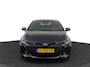 Toyota Corolla 1.8 Hybrid Dynamic | Stoelverwarming | Leder-Stof bekleding | Trekhaak |