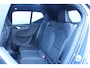 Volvo EX40 Twin Motor Plus Black Edition 82 kWh | 360" Camera | Panoramadak | Achterbank verwarming | Stoelverwarming voorzijde | Stuurwielverwarming | Harman/Kardon audio | Elektrisch bedienbare stoelen | Bestuurdersstoel met geheugenfunctie