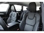 Volvo V90 T6 350pk Plug-In Hybrid Aut AWD Plus Dark | Verwarmbare voorstoelen en achterbank | Verwarmbaar stuurwiel | Lederen bekleding | Premium audio by Harman Kardon | Apple carplay/Android auto | Parkeercamera achter | Elektrisch verstelbare voorstoelen met geheugen | BLIS