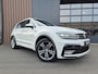 Volkswagen Tiguan 2.0 TDI Comfortline Business R-Line 150pk | Virtual | 360 camera | Dynaudio | HUD | Trekhaak | Stoelverwarming
