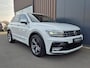 Volkswagen Tiguan 2.0 TDI Comfortline Business R-Line 150pk | Virtual | 360 camera | Dynaudio | HUD | Trekhaak | Stoelverwarming