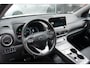 Hyundai Kona Electric EV Premium 64 kWh + LEDER / DODEHOEK  / STUURWIEL VERWARMING