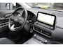 Hyundai Kona Electric EV Premium 64 kWh + LEDER / DODEHOEK  / STUURWIEL VERWARMING