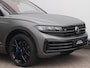 Volkswagen Touareg 3.0 TSi eHybrid 4MOTION R | Luchtvering | Trekhaak | Servo-sluiting | Leder 'Puglia' | 360° camera | Stoelventilatie en -verwarming |