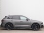 Volkswagen Touareg 3.0 TSi eHybrid 4MOTION R | Luchtvering | Trekhaak | Servo-sluiting | Leder 'Puglia' | 360° camera | Stoelventilatie en -verwarming |