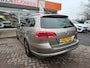 Volkswagen Passat Variant 2.0 TSI R-line Automaat BJ.2014 / Navi / Half Leder / Xenon / Camera / Pdc / 17"Lmv !!