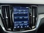 Volvo V60 Cross Country B5 AWD Pro | Trekhaak | Panoramadak | 360° Camera | Head-Up |