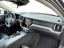Volvo V60 Cross Country B5 AWD Pro | Trekhaak | Panoramadak | 360° Camera | Head-Up |