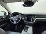 Volvo V60 Cross Country B5 AWD Pro | Trekhaak | Panoramadak | 360° Camera | Head-Up |