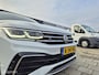 Volkswagen Tiguan 1.5 TSI R-Line, Trekhaak, Dealer onderhoud
