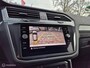 Volkswagen Tiguan 1.5 TSI R-Line, Trekhaak, Dealer onderhoud