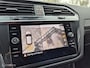 Volkswagen Tiguan 1.5 TSI R-Line, Trekhaak, Dealer onderhoud