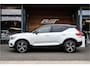 Volvo XC40 1.5 T3 R-Design **Lane assist/Resign lederen stoelen/Zwarte hemel/DAB**