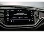 Volkswagen T-Roc Sport 1.5 TSI 150pk DSG Automaat Trekhaak, adaptive cruise control, Elektrische achterklep, Navigatie, Black style, Parkeersensoren, LED koplampen, App connect