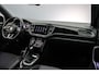 Volkswagen T-Roc Sport 1.5 TSI 150pk DSG Automaat Trekhaak, adaptive cruise control, Elektrische achterklep, Navigatie, Black style, Parkeersensoren, LED koplampen, App connect