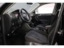 Volkswagen Tiguan Highline Business R 1.5 TSI 150pk DSG Automaat Trekhaak, Adaptive cruise control, Navigatie, Head up display, Achteruitrijcamera, LED koplampen, Stoelverwarming