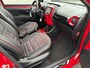 Toyota Aygo 1.0 VVT-i x-joy | Apple CarPlay/Android auto | Achteruitrijcamera | Fietsendragerbeugel