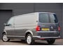 Volkswagen Transporter 2.0 TDI L2 Highline 150PK AUT. TREKHAAK, VOORRUIT VERWARMING, NAVI, CRUISE, LEDER STUUR, AIRCO, PARKEERSENSOREN, NL AUTO, NAP