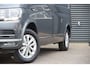 Volkswagen Transporter 2.0 TDI L2 Highline 150PK AUT. TREKHAAK, VOORRUIT VERWARMING, NAVI, CRUISE, LEDER STUUR, AIRCO, PARKEERSENSOREN, NL AUTO, NAP