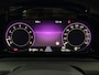 Volkswagen Golf 1.5 TSI R-Line Panoramadak, Harman/Kardon, Camera, Navi, Keyless start, Sfeerverlichting, Lichtmetalen velgen
