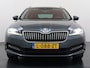 Skoda Superb Combi 1.5TSI DSG Automaat Trekhaak Elek.Stoel+Memory+Verwarmd Navi Ecc Apple Carplay Android Auto Pdc ACT Business Edition Cruise Control DAB Led Lmv Regen-/lichtsensor Privacy Glas Keyless Verwarmde Voorruit Comfort Pack Origineel Nederlandse Auto