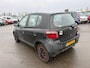 Toyota Yaris 1.0-16V VVT-i Sol Geinig voor weinig!