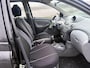 Toyota Yaris 1.0-16V VVT-i Sol Geinig voor weinig!