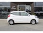 Hyundai i10 1.0 Comfort | Airco | Cruise control | Boordcomputer | DAB ontvanger | Achterbank in delen neerklapbaar | Airco | Apple Carplay/Android Auto|telefoonintegratie premium