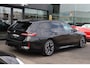 BMW 5-Serie Touring 520i M-sport Pano H&K HuD Memory El.Haak Laser Stoelkoeling Keyless Ambient