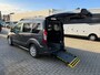 Ford Tourneo Connect Rolstoelauto 3+1 - Bodemverlaging + Lier - Navigatie/Camera - 1e Eigenaar - Volledig Onderhouden