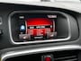 Volvo V40 T3 152 PK Polar+ R-Design | TREKHAAK| PANORAMADAK| VERWARMDE VOORSTOELEN| NAVIGATIE| LED VERLICHTING|