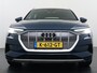 Audi E-tron 55 Quattro 95kWh Camera Panoramadak Adap.Cruise Trekhaak Navi Ecc Leder Business Edition Plus SOH 91% Elek.Stoelen+Verwarmd Keyless Rijstrooksensor AWD 4WD Elek.Achterklep 1e Eigenaar Origineel Nederlandse Auto Dealeronderhouden