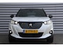 Peugeot 2008 1.2 PURETECH 155PK GT PACK AUTOMAAT / NAVI / LEDER / CLIMA / PDC / 18" LMV / CAMERA / PANO. DAK / FOCAL AUDIO / KEYLESS / FULL-LED / FULL OPTIONS / NIEUWSTAAT !!