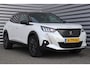 Peugeot 2008 1.2 PURETECH 155PK GT PACK AUTOMAAT / NAVI / LEDER / CLIMA / PDC / 18" LMV / CAMERA / PANO. DAK / FOCAL AUDIO / KEYLESS / FULL-LED / FULL OPTIONS / NIEUWSTAAT !!