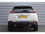Peugeot 2008 1.2 PURETECH 155PK GT PACK AUTOMAAT / NAVI / LEDER / CLIMA / PDC / 18" LMV / CAMERA / PANO. DAK / FOCAL AUDIO / KEYLESS / FULL-LED / FULL OPTIONS / NIEUWSTAAT !!