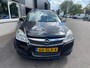 Opel Astra 1.6 BUSINESS