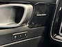 Volvo XC40 Recharge P8 AWD R-Design | Navigatie/Android/Apple Carplay | LM Velgen 19" | Voorstoelen Verwarmd | Cruise Control Adaptief | Airco |