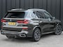 BMW X5 Xdrive 50e · M-Sport Pro · Panoramadak · NL-auto · Active Cruise · Carbon interieur · Massage · Ambiance interieur · Stoelverkoeling- en verwarming · Memory seats · Harman/Kardon · Achterbank verwarmd · Trekhaak